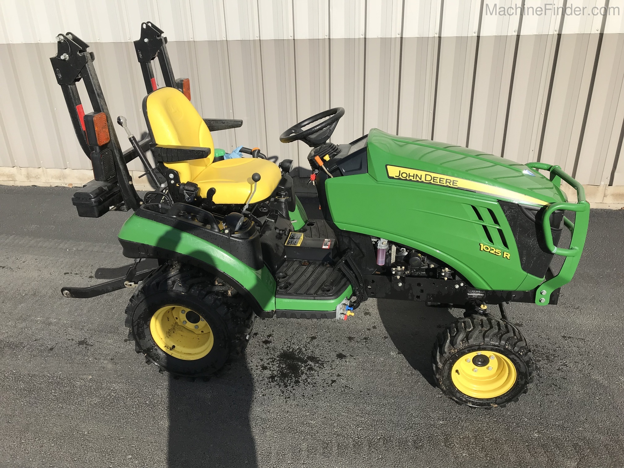 Equipment Details 2013 John Deere 1025R