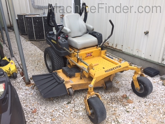 john-deere-ztr-vs-hustler-ztr