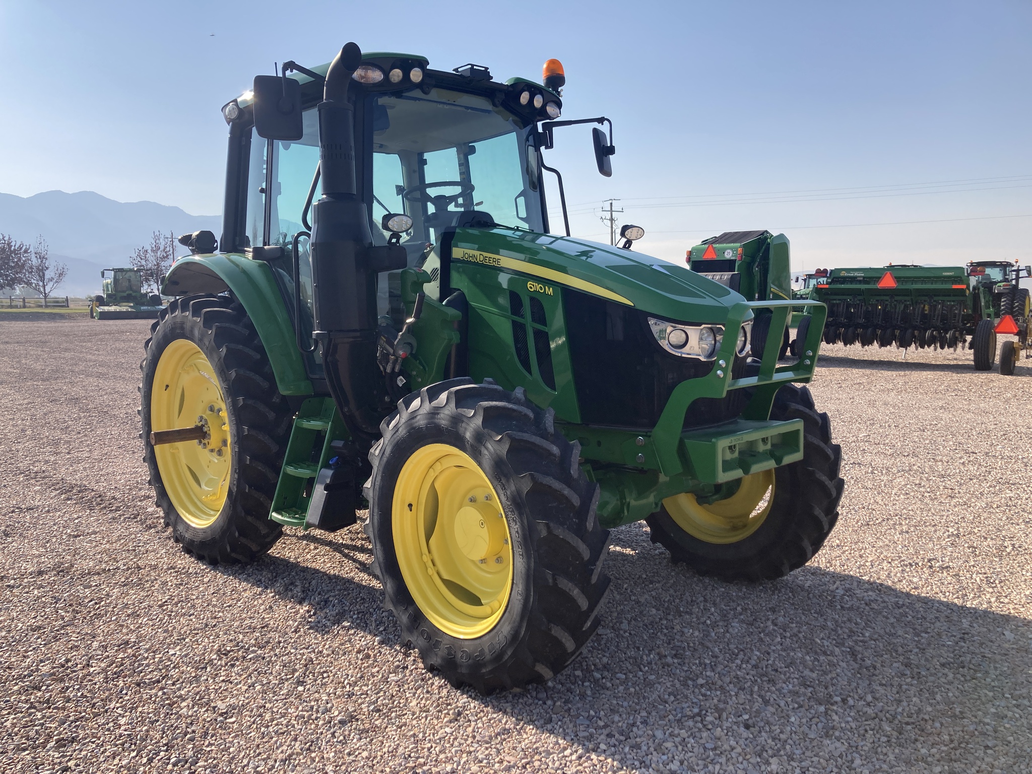 2023 John Deere 6110M Image 7