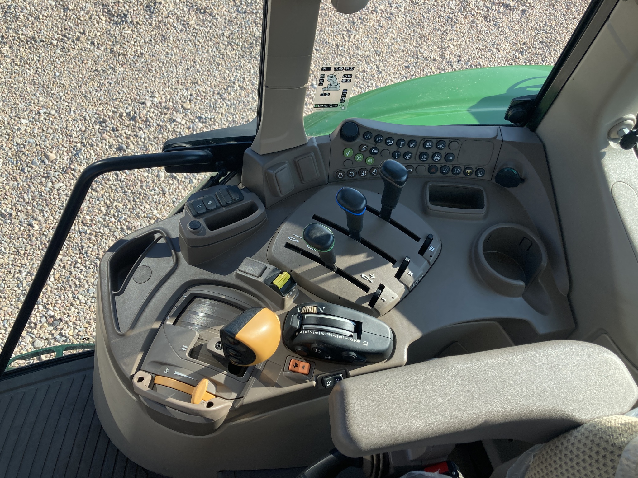 2023 John Deere 6110M Image 26