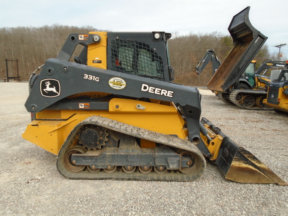Photo of a 2024 John Deere 331G