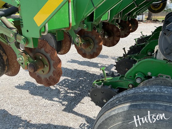 Photo of 2004 John Deere 1790