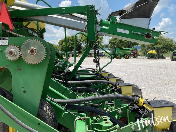 Photo of 2004 John Deere 1790