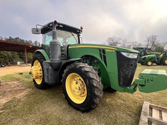 2014 John Deere 8320R Photo 6