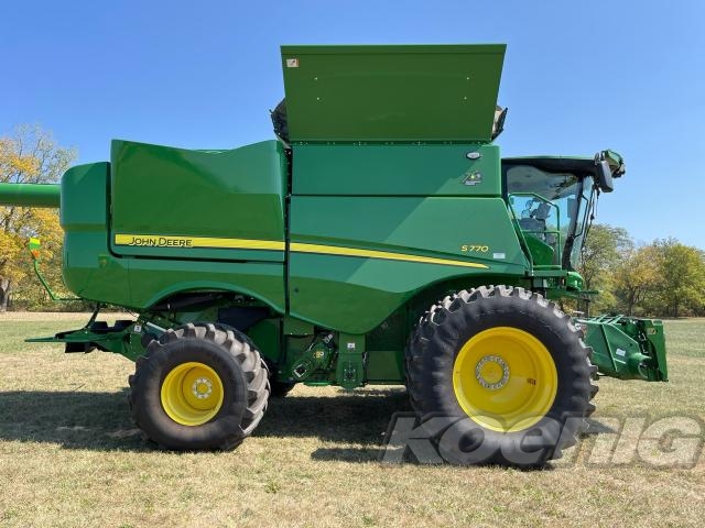 Used 2022 John Deere S770 Combines at Koenig Equipment in Anna, OH - PhotoXL3