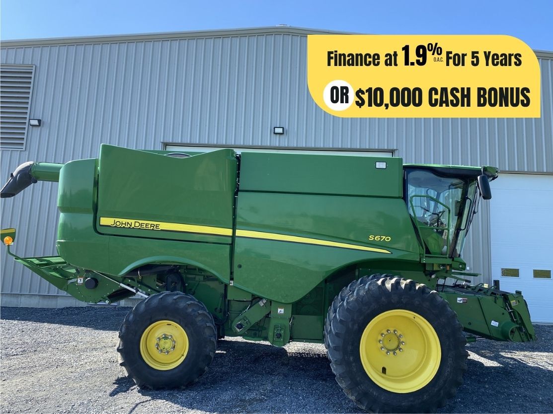 2015 John Deere S670 Image 1