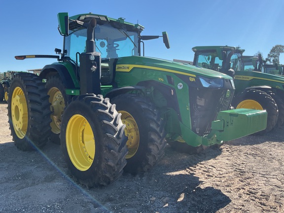 2023 John Deere 8R 370 Photo 3