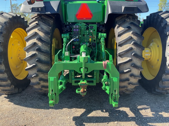 2023 John Deere 8R 370 Photo 6