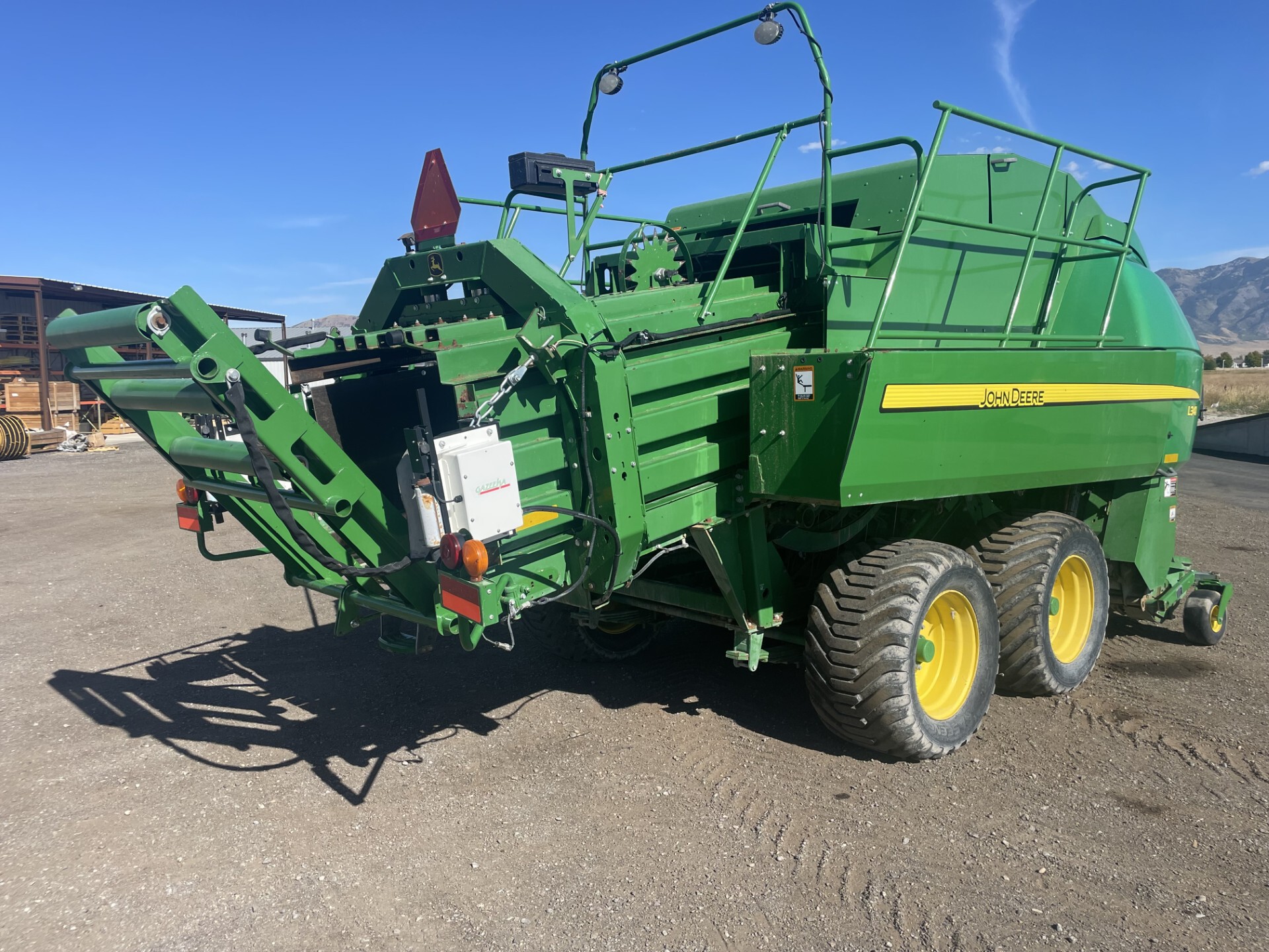 2019 John Deere L341 Image 5
