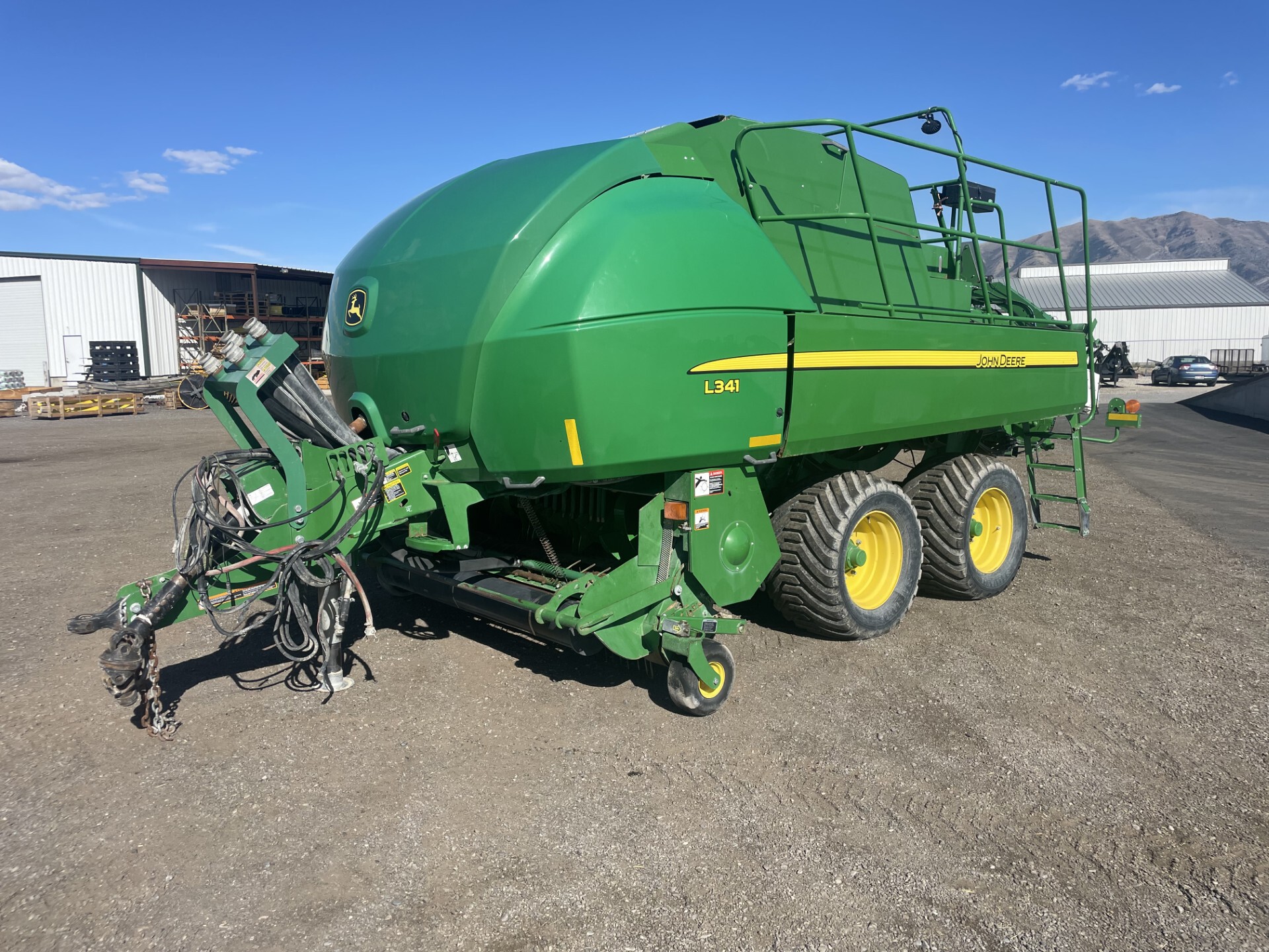 2019 John Deere L341 Image 1