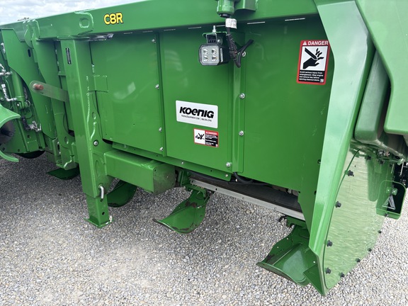 Used 2022 John Deere C8R Corn and Row Crop headers at Koenig Equipment in Greenville, OH - Photo12