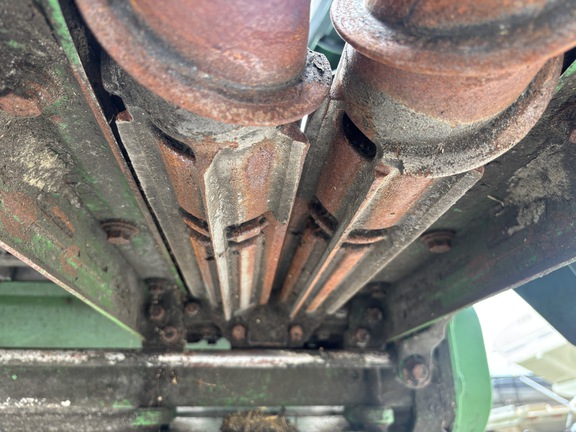 Used 2022 John Deere C8R Corn and Row Crop headers at Koenig Equipment in Greenville, OH - Photo16