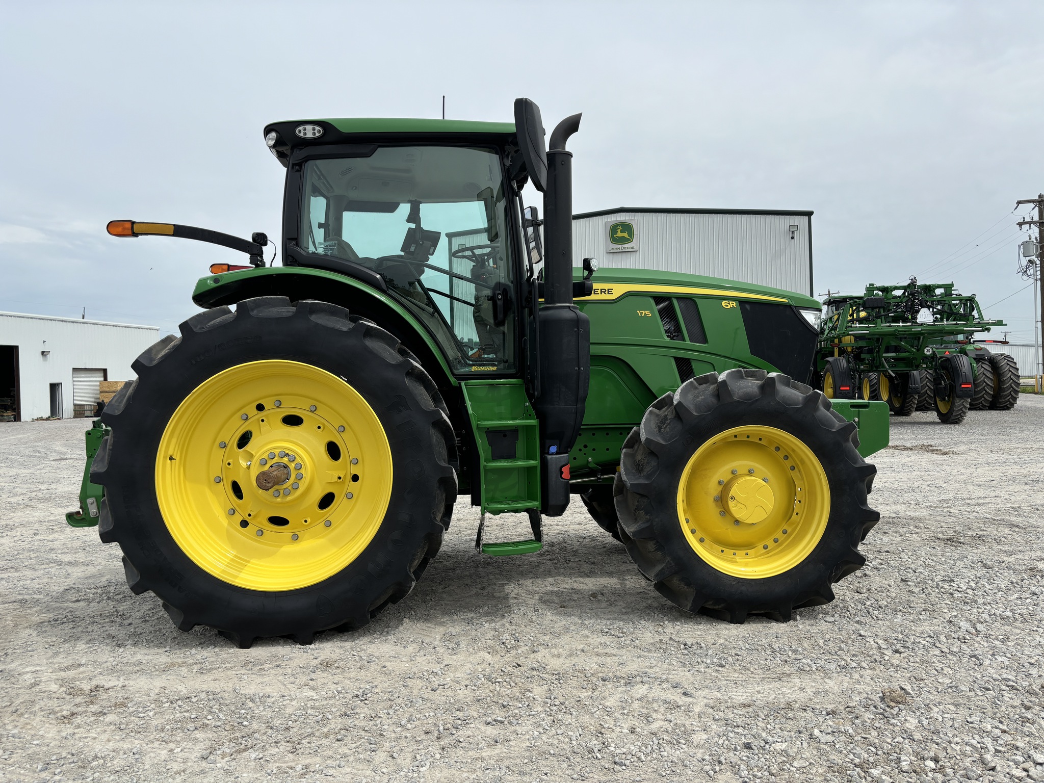 2024 John Deere 6R 175 Image 8