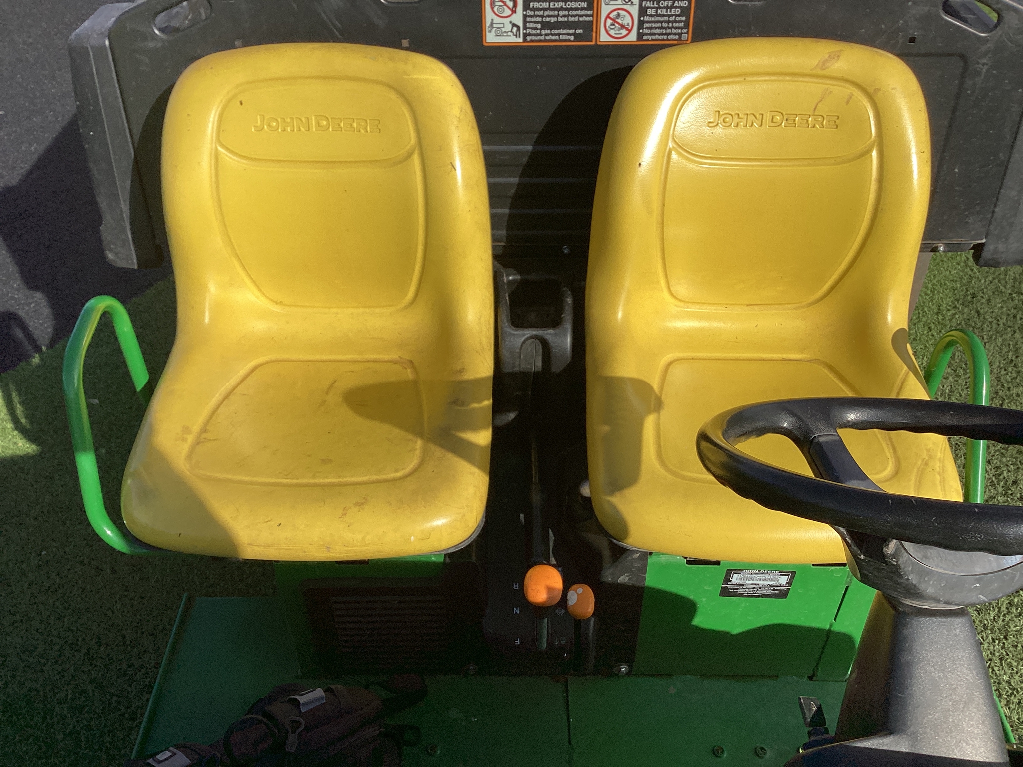 2022 John Deere TX GATOR Image 7