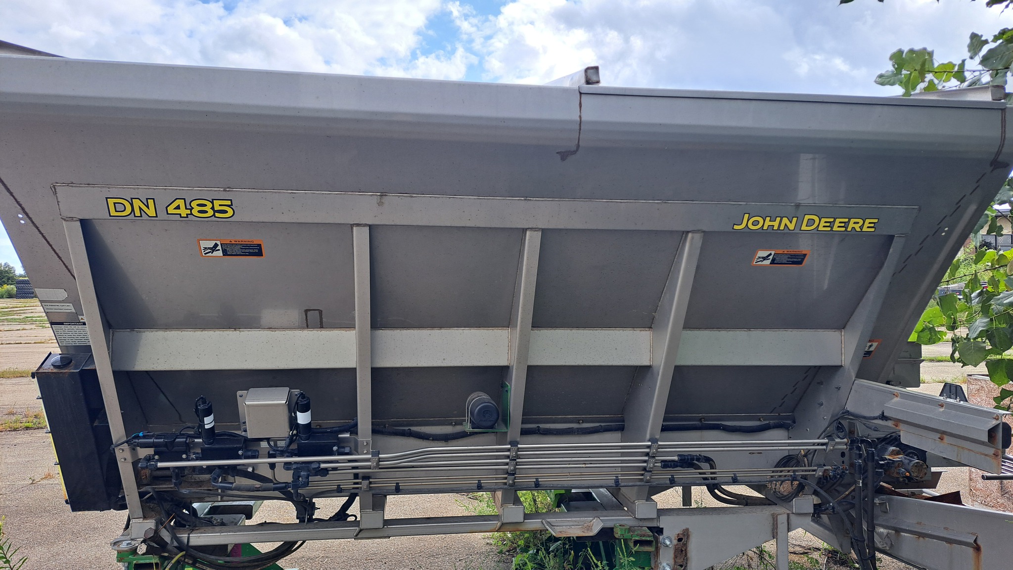  2021 John Deere DN485 at Heritage Tractor in Galesburg, IL