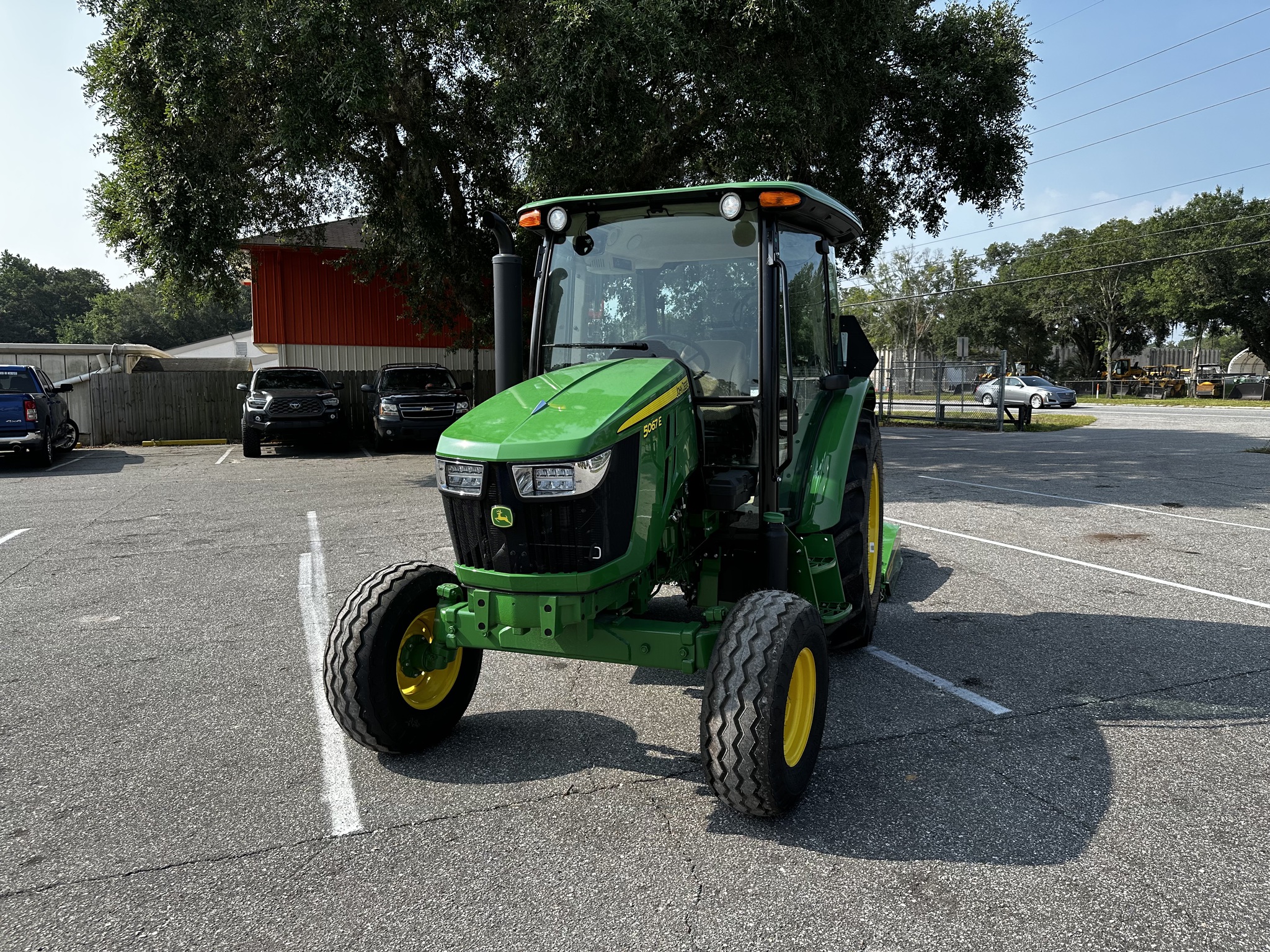 2025 John Deere 5067E Image 2