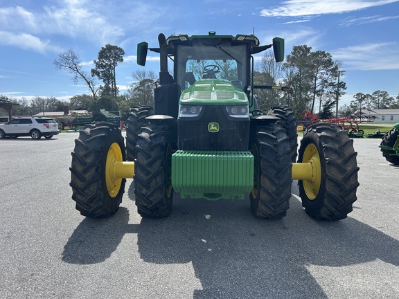 2023 John Deere 8R 340 Photo 2