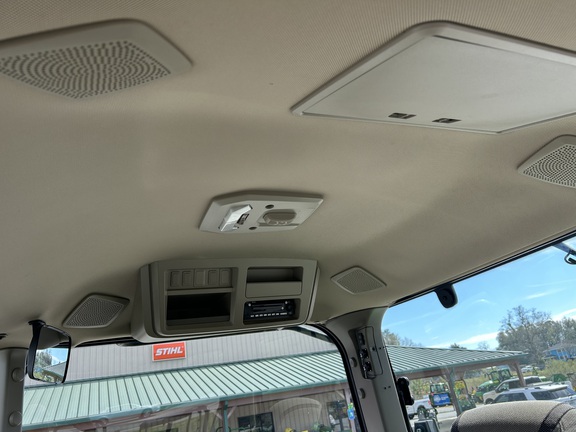 2023 John Deere 8R 340 Photo 13