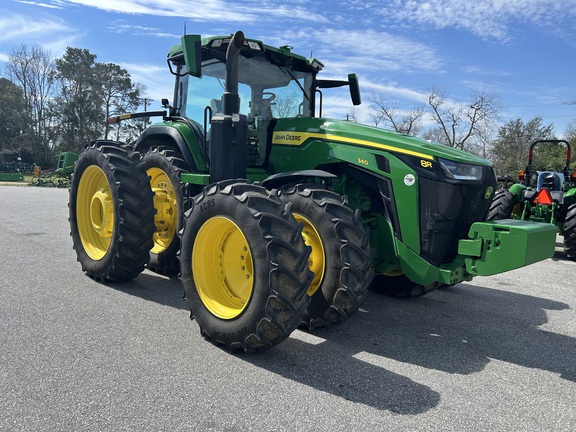 2023 John Deere 8R 340 Photo 3