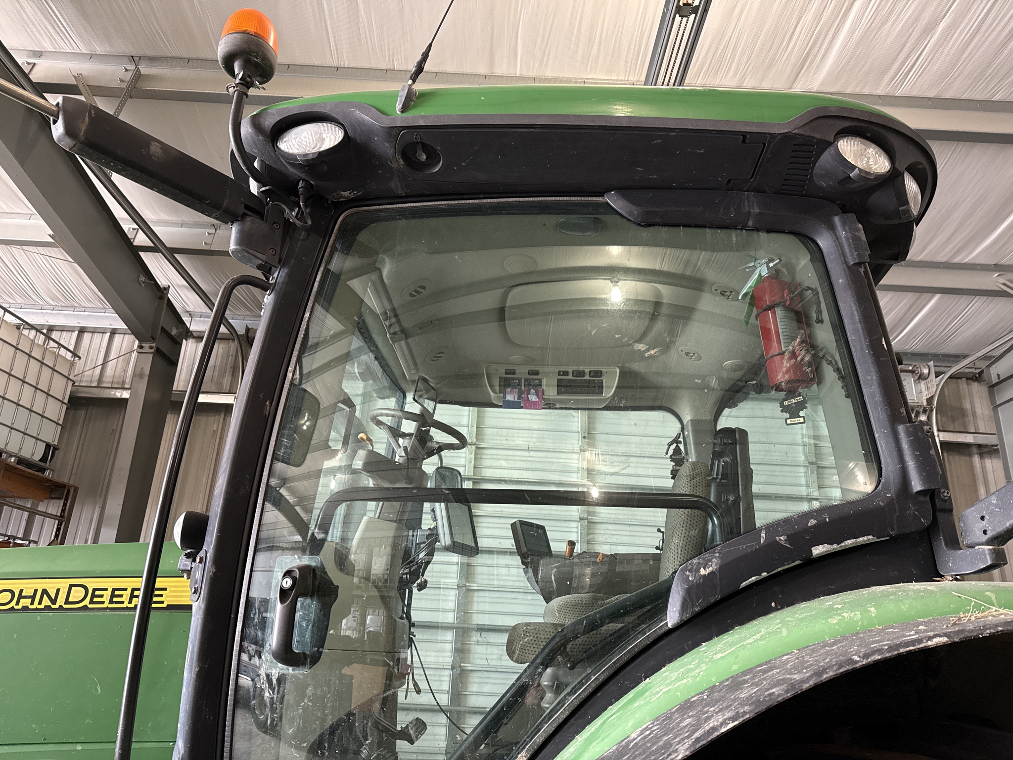 2012 John Deere 8360R Image 39