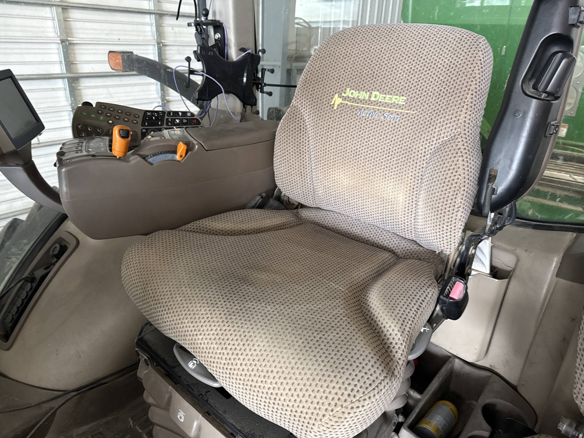 2012 John Deere 8360R Image 46
