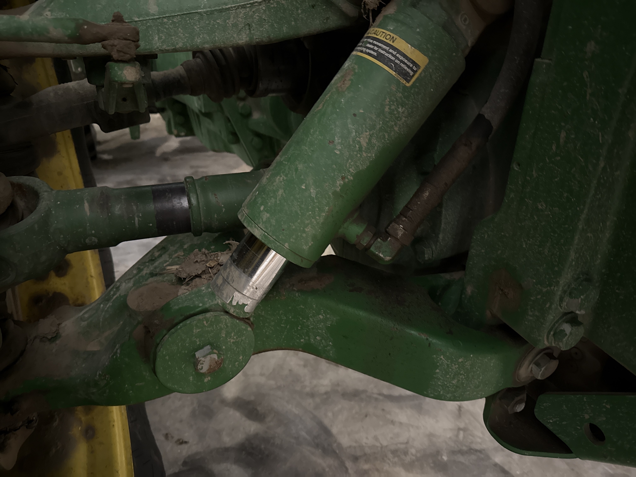2012 John Deere 8360R Image 38