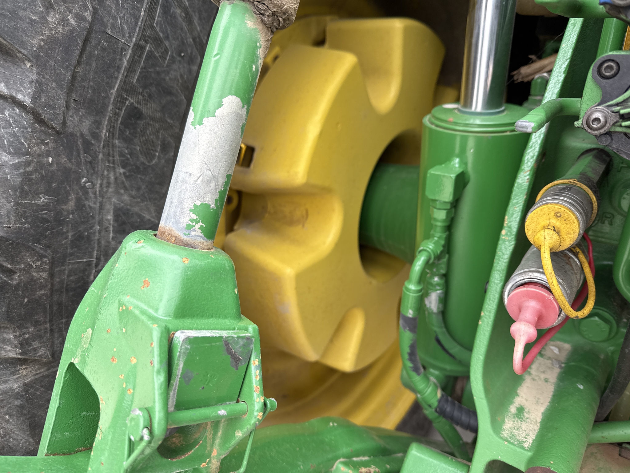 2012 John Deere 8360R Image 8