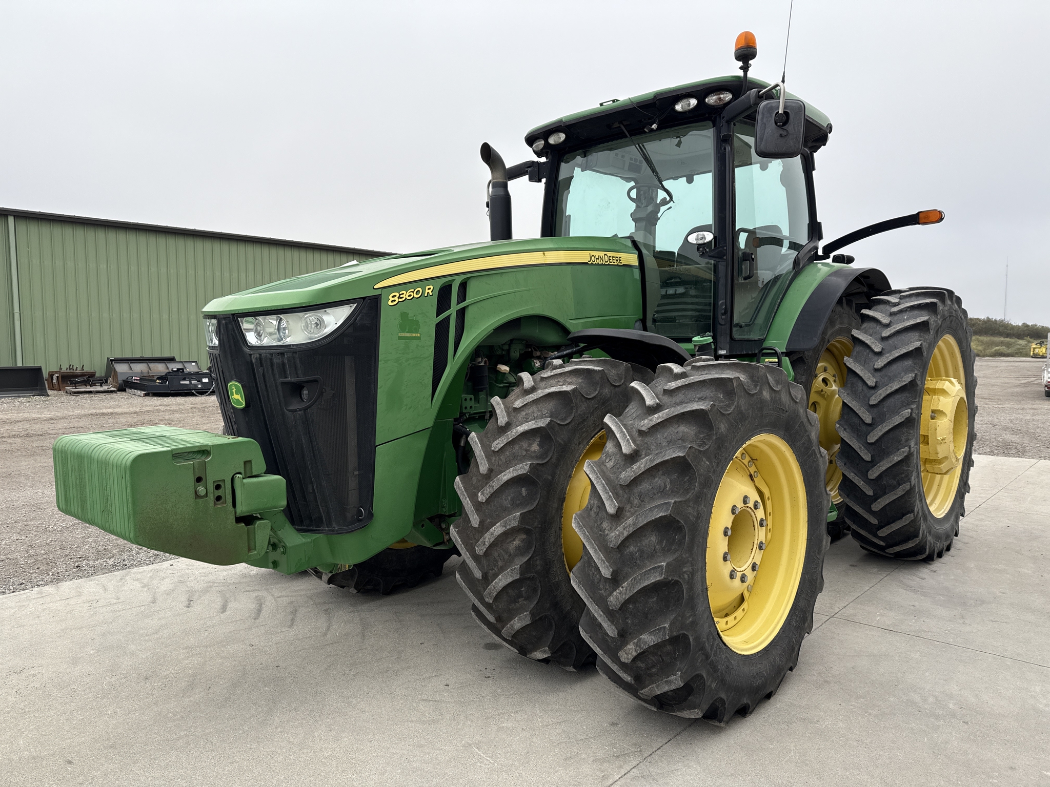 2012 John Deere 8360R Image 2