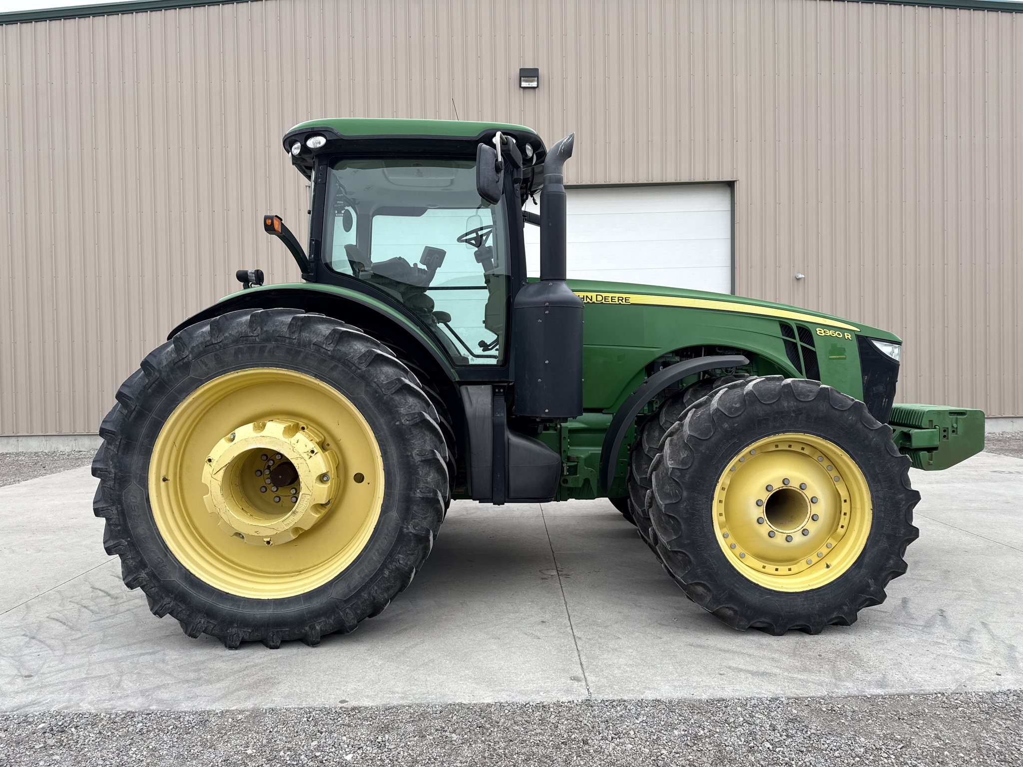 2012 John Deere 8360R Image 14