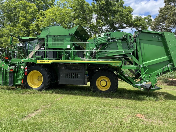 2023 John Deere CP770