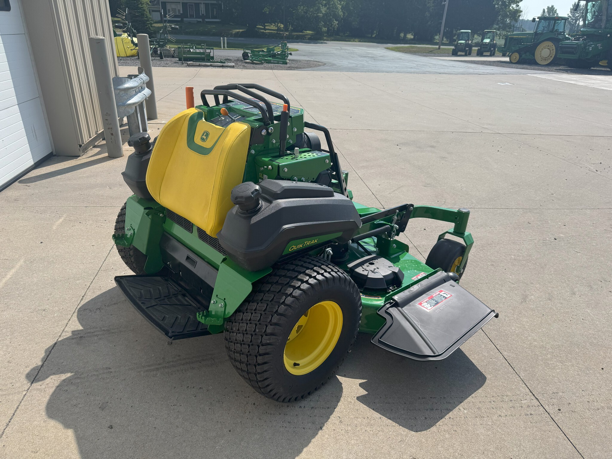 2024 John Deere Q865R Image 3