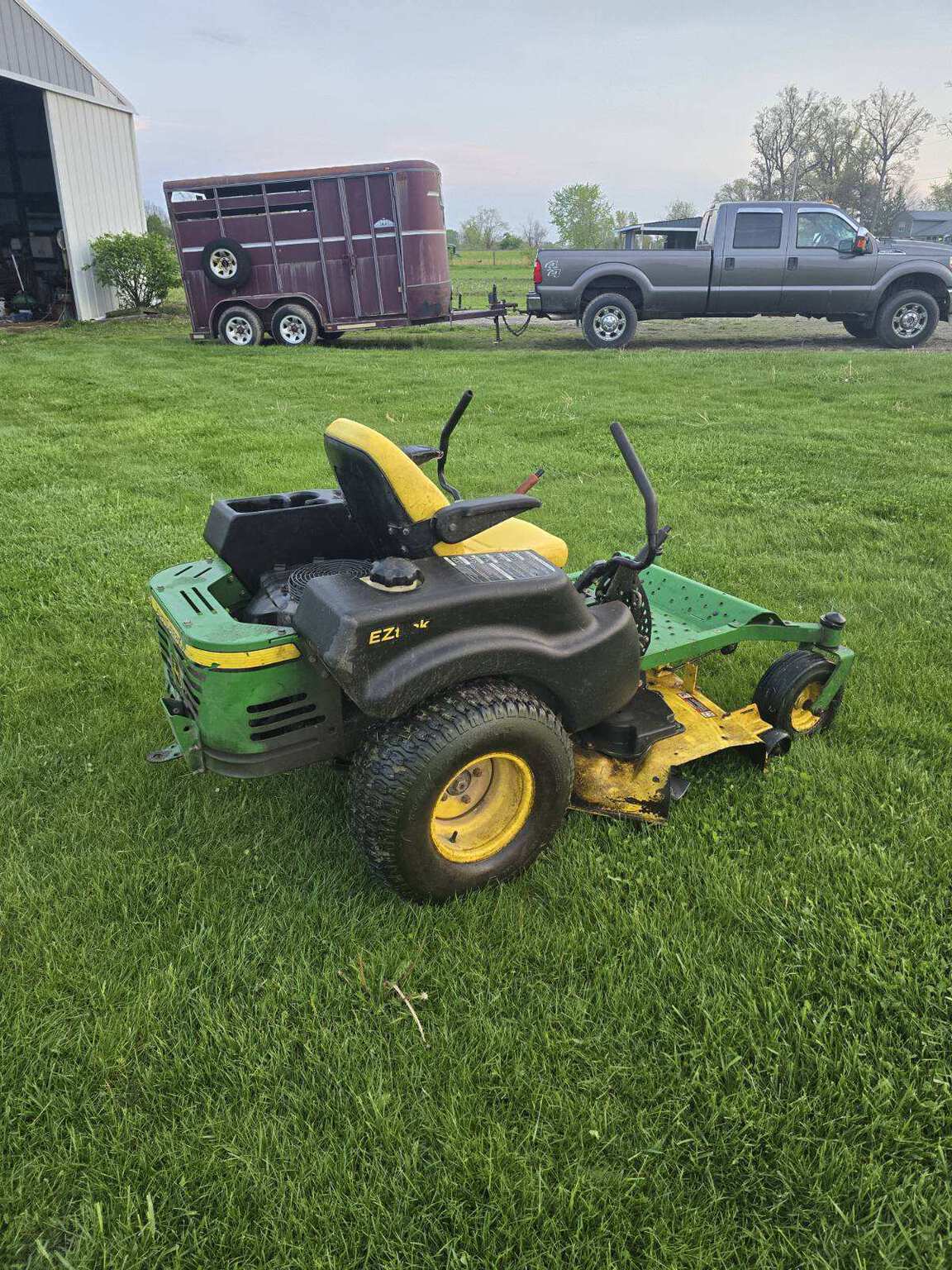 2007 John Deere Z445 Image 6