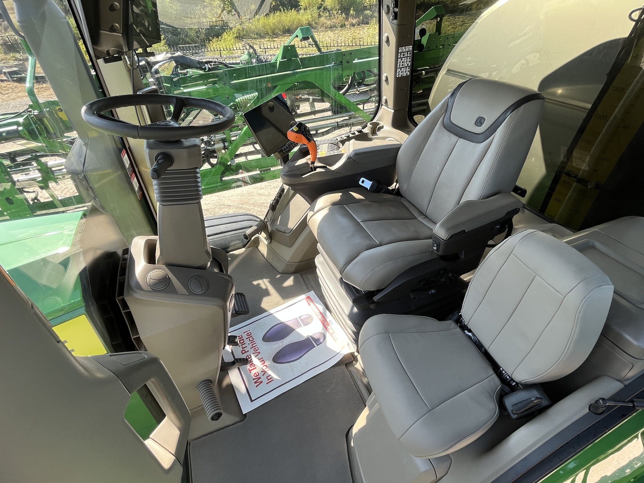  2025 John Deere 616R at Heritage Tractor in Pittsburg, KS