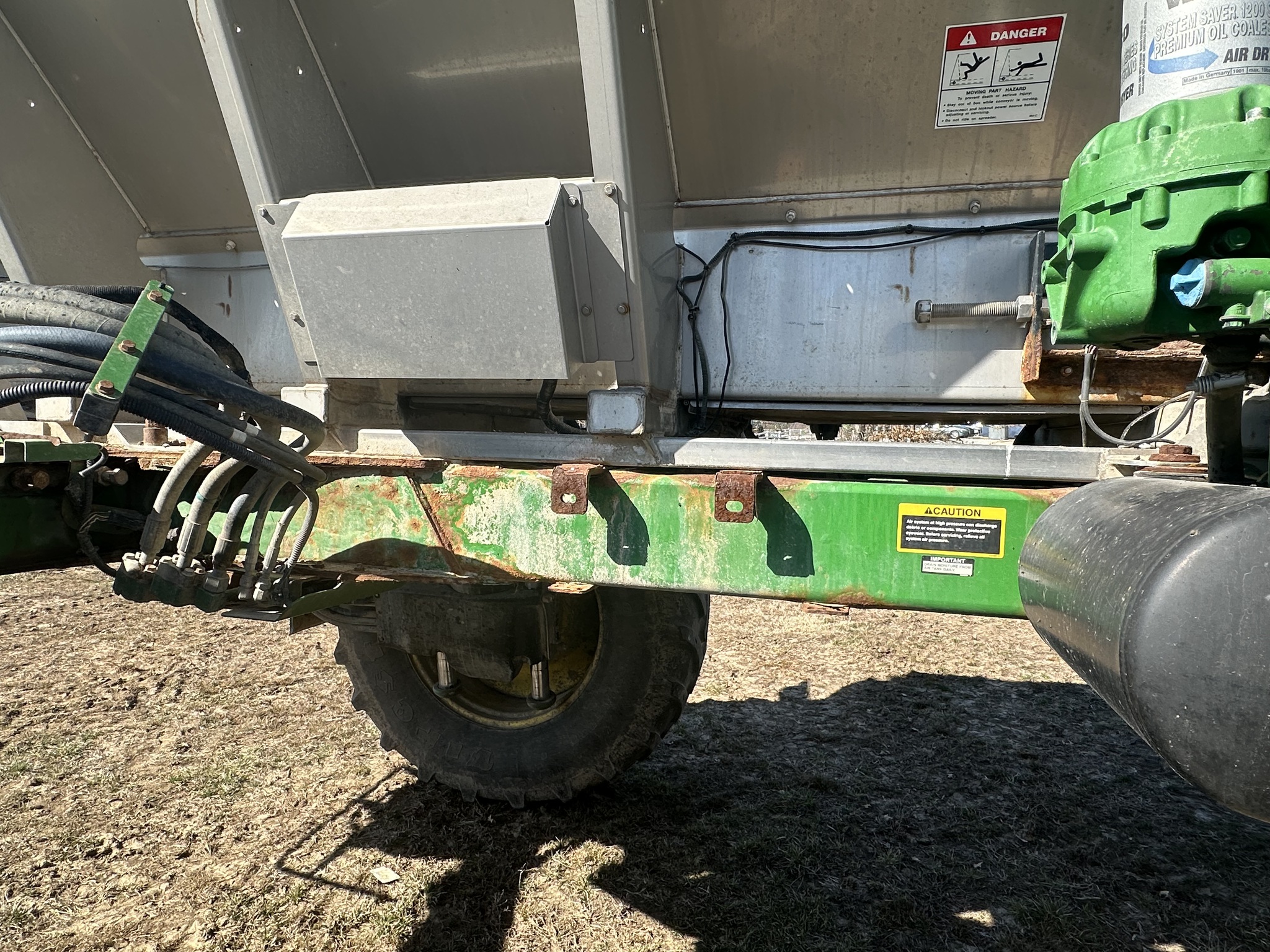  2016 John Deere R4038 at Heritage Tractor in Clinton, MO
