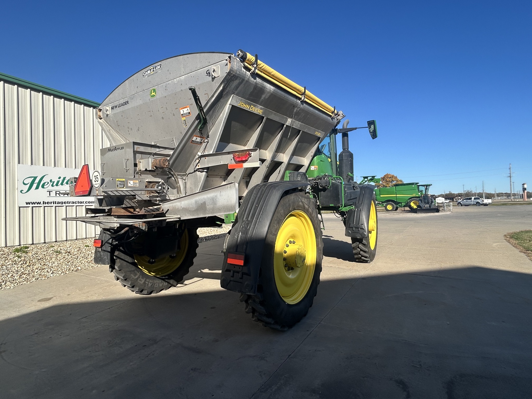  2022 John Deere 600R at Heritage Tractor in Topeka, KS
