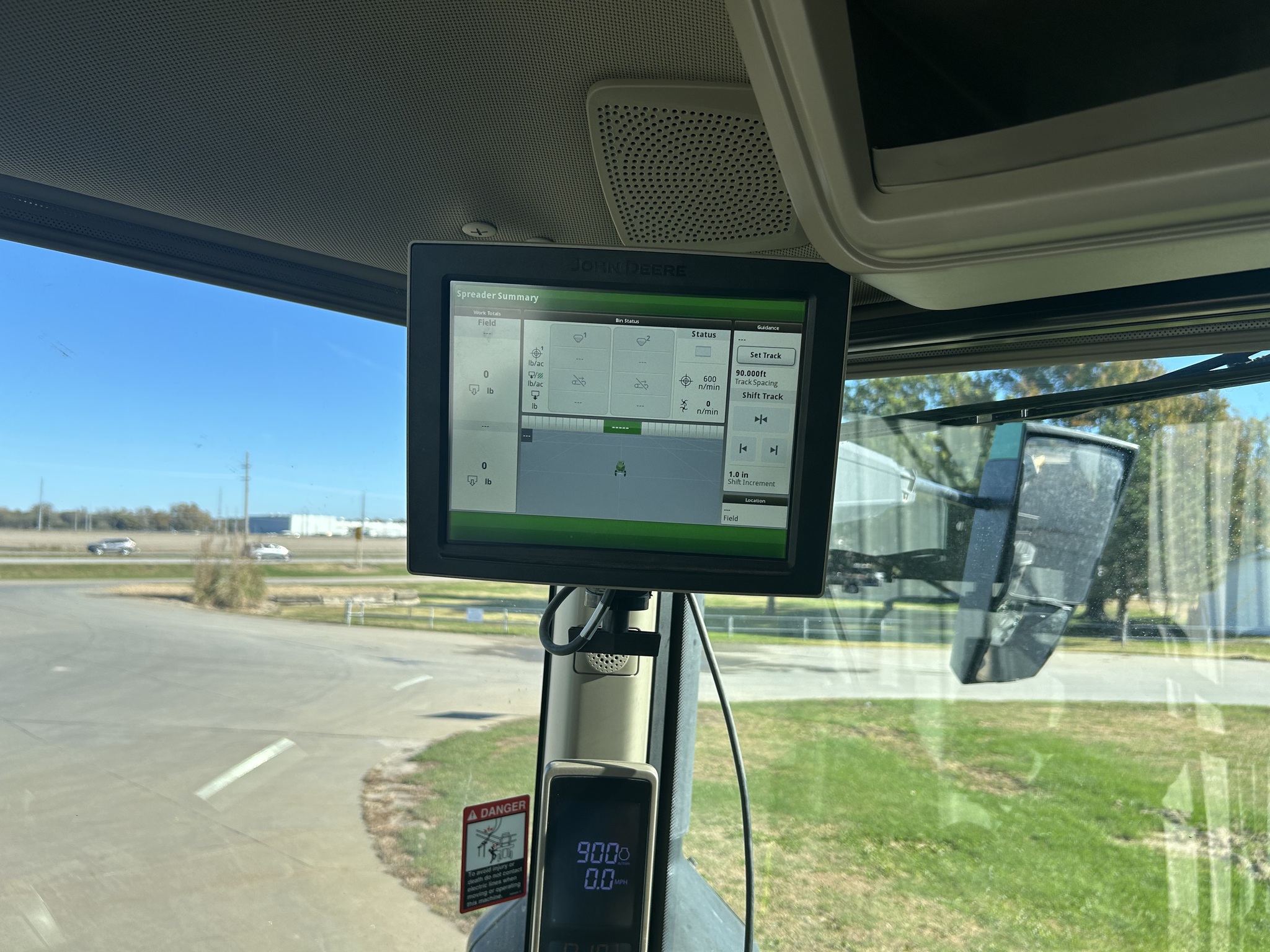  2022 John Deere 600R at Heritage Tractor in Topeka, KS
