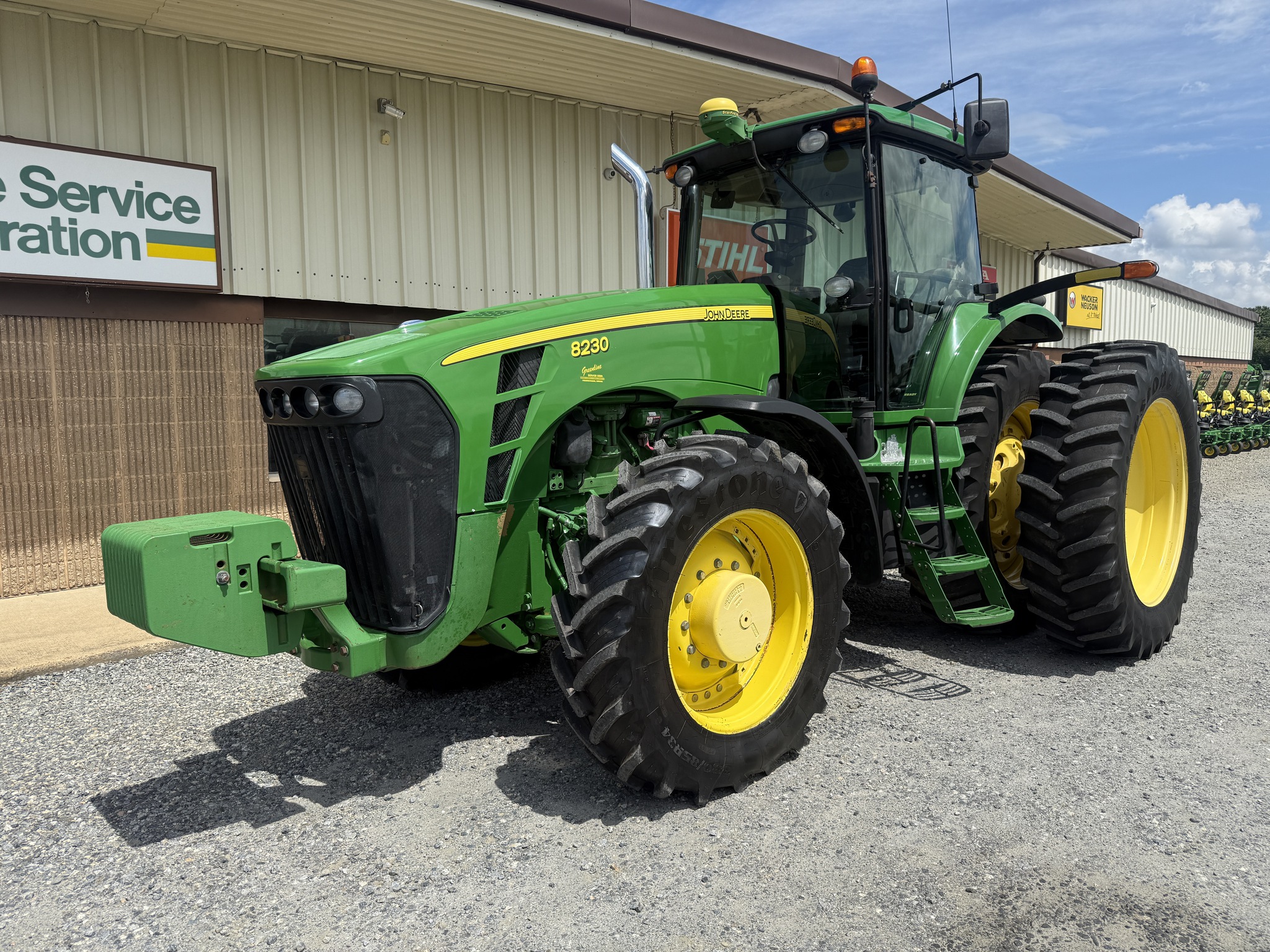 2008 John Deere 8230 Image 5