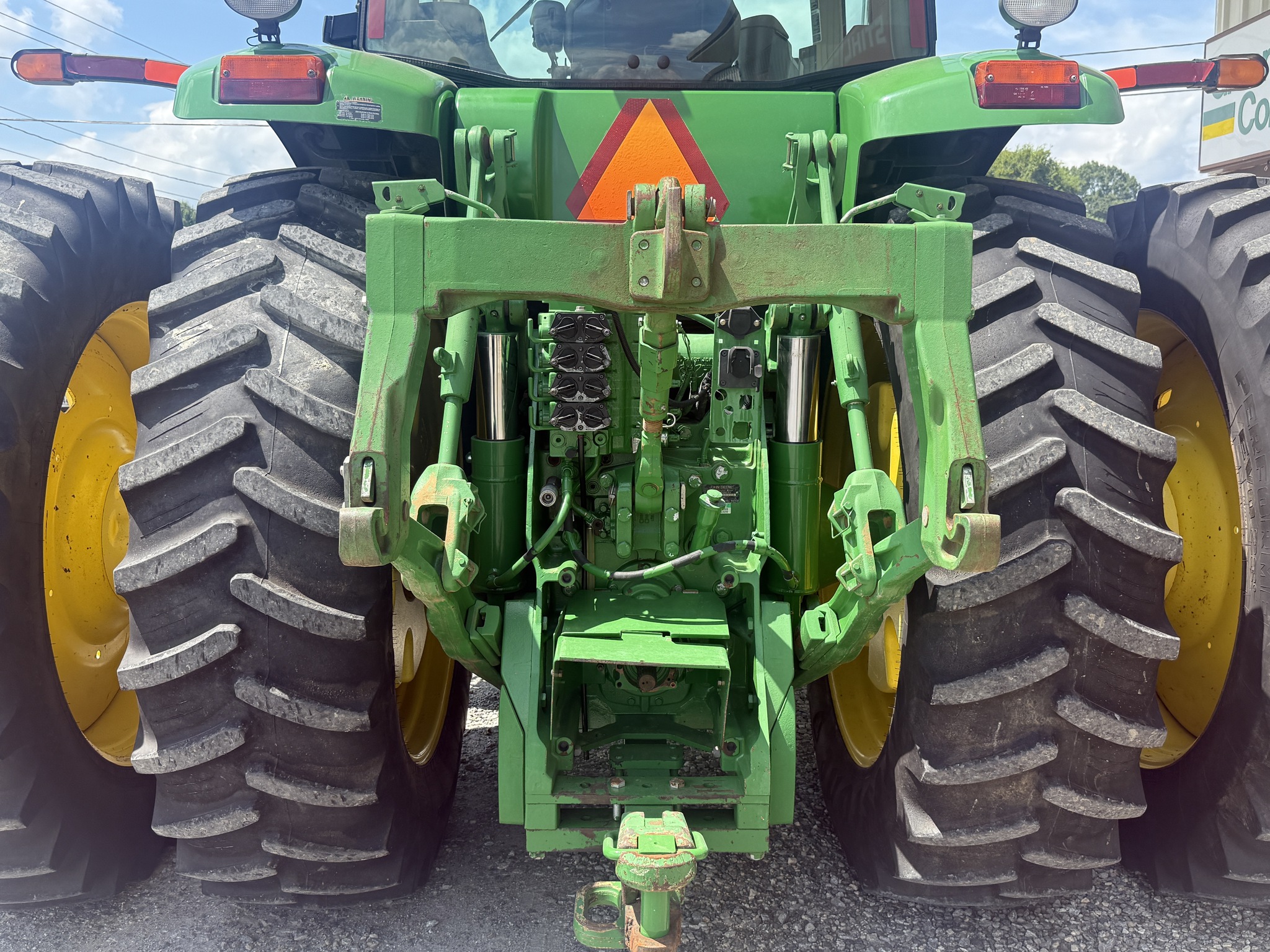 2008 John Deere 8230 Image 21