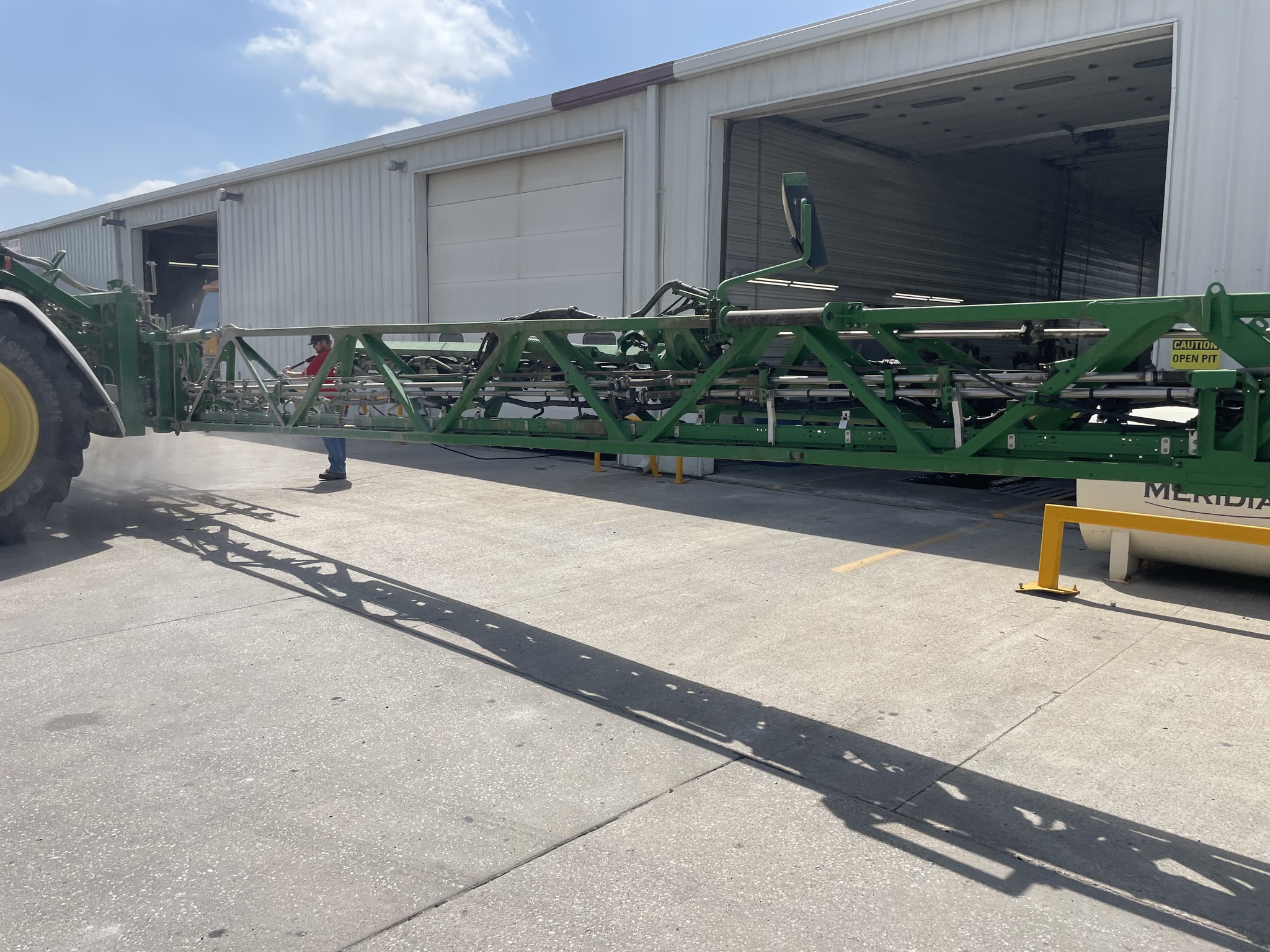 2023 John Deere 616R Image 10