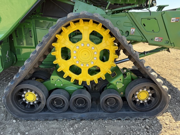 2023 John Deere X9 1000 - Photo16