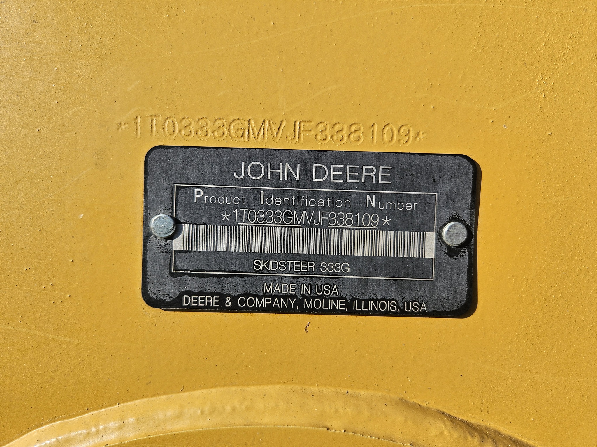 2018 John Deere 333G Image 11