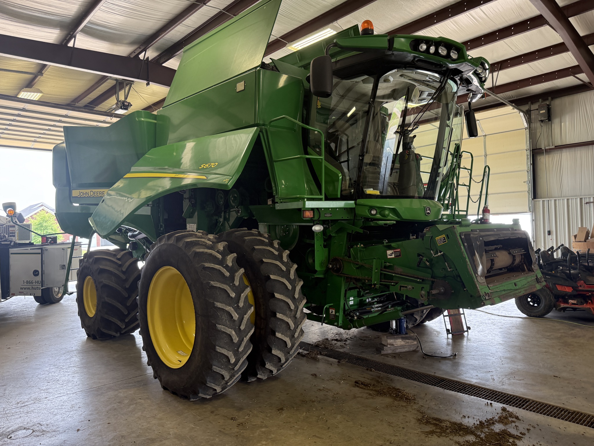 2015 John Deere S670