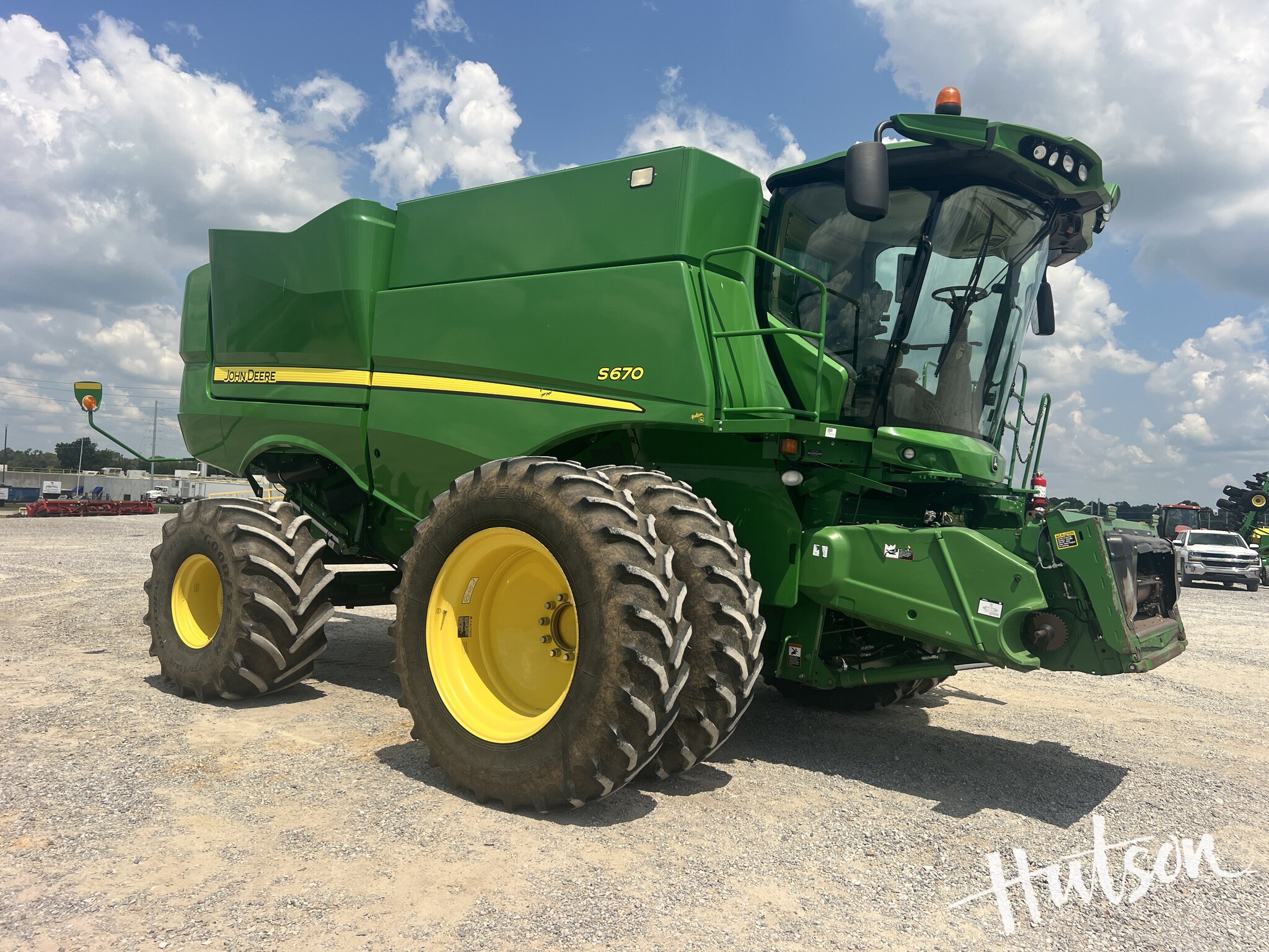 2015 John Deere S670