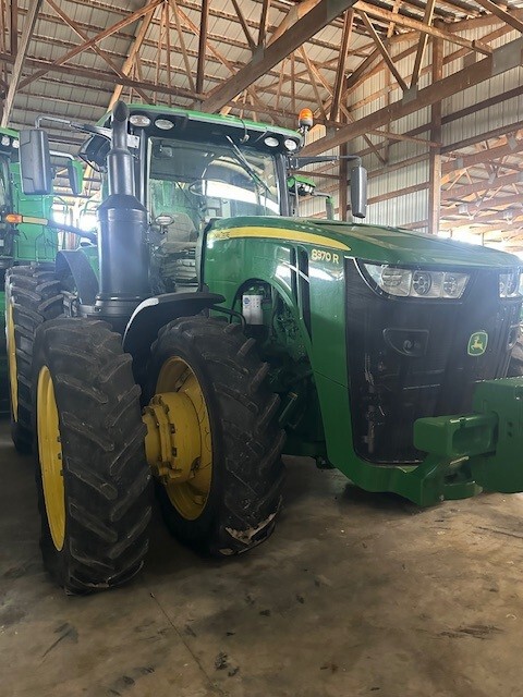  2019 John Deere 8370R at Heritage Tractor in Freeport, IL
