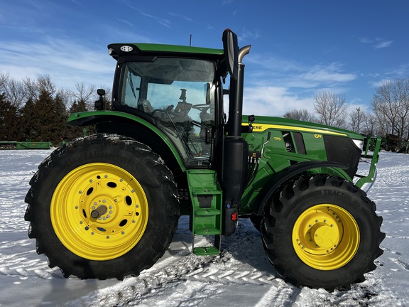 2025 John Deere 6R 175 - Photo2