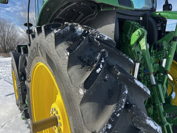 2025 John Deere 6R 175 - Photo17