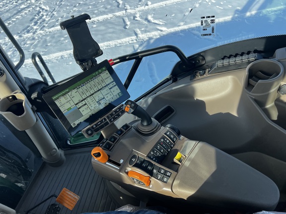 2025 John Deere 6R 175 - Photo31