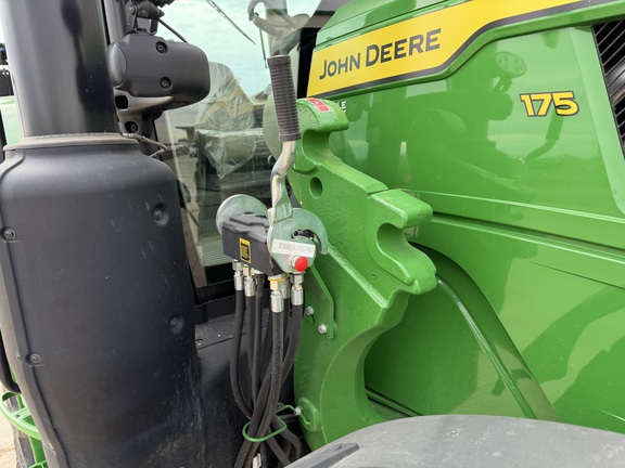 2025 John Deere 6R 175 - Photo20