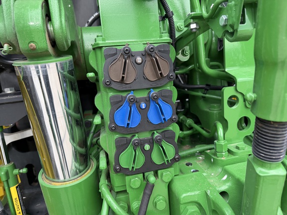 2025 John Deere 6R 175 - Photo23