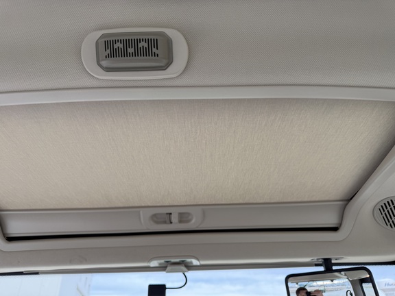 2025 John Deere 6R 175 - Photo29